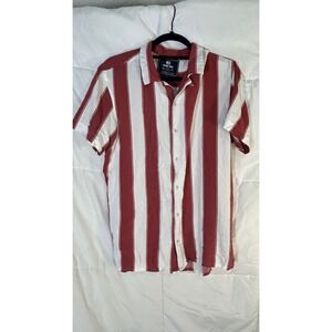 MBX Premium Goods Mens Red White Stripe Short Sleeve Button Up Shirt Size Medium